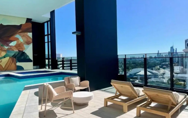 La Jolla Holiday Broadbeach