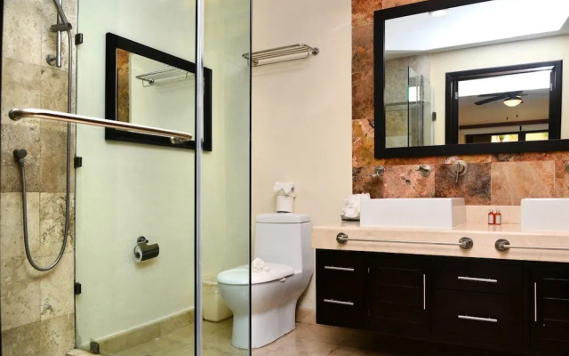 Residences El Faro by Your Best Getaway