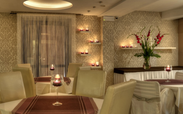 Petrus Hotel