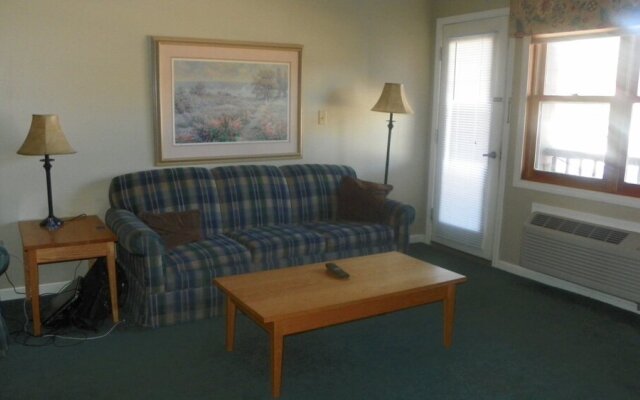Deer Park 2 Bedroom With Free Shuttle to Loon Mountain! Dp170aw
