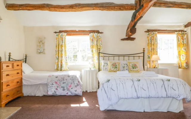 Farmhouse Cottage