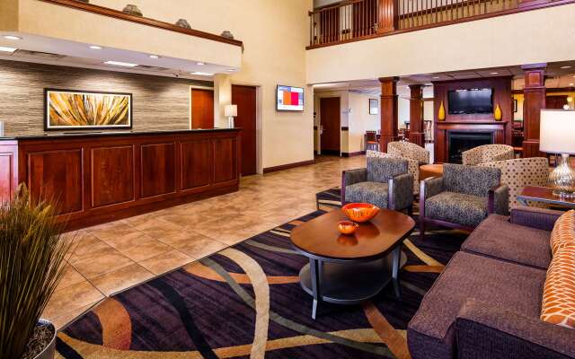 Best Western Plus Strawberry Inn & Suites