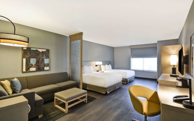 Hyatt Place Fresno