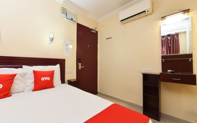 OYO 90562 J Hotel PJ