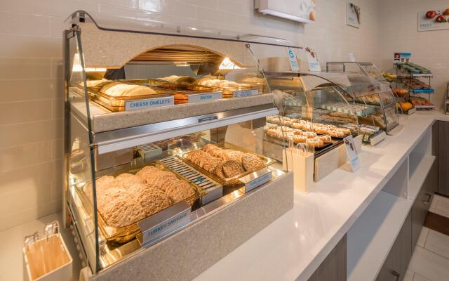 Holiday Inn Express Sunnyvale - Silicon Valley by IHG