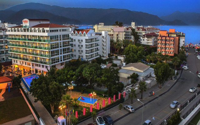 Sun Bay Park Hotel