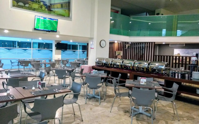 Kasa Hotel & Suites