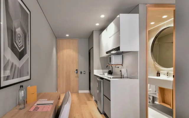 w Majestic 1BR w/ Superb Balcony in Unicentro