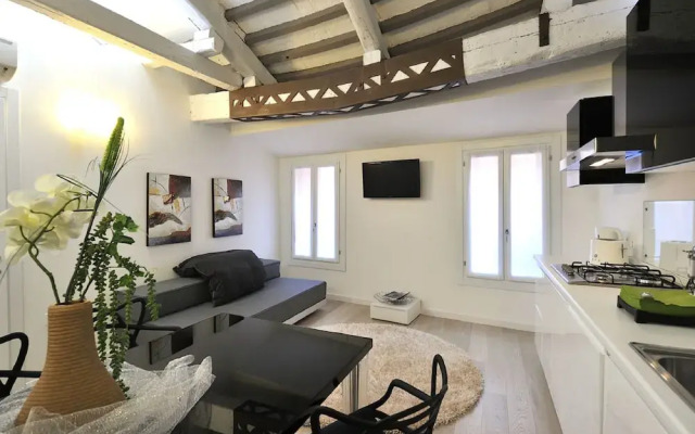 Venice Style Apartment