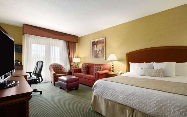Embassy Suites by Hilton Greensboro Airport