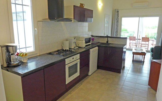 Beautiful House With Private Pool and Large Garden