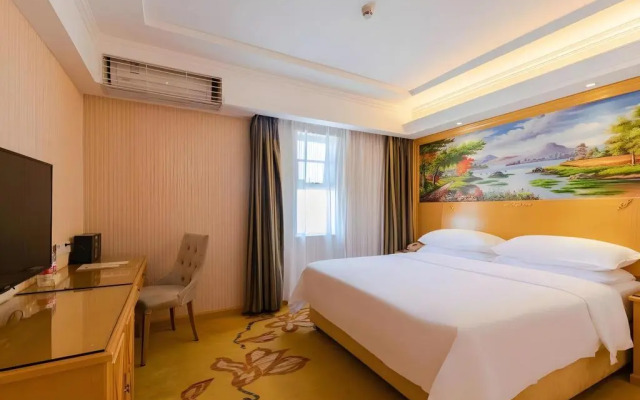 Vienna Hotel Shenzhen Xixiang Gushu Branch