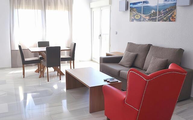 Beautiful apartment in Benalmadena with balcony