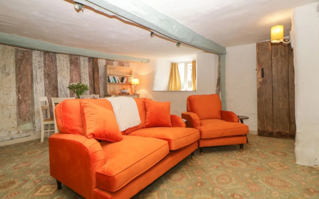 The Hideaway at Burrow Hill