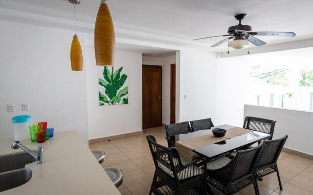 Casa Esmeralda - Family Friendly 3 Bedroom Home with Private Pool