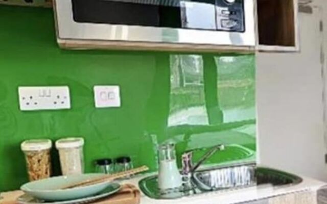 Sophisticated Studios Greenwich