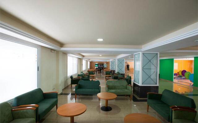 Riviera Hotel