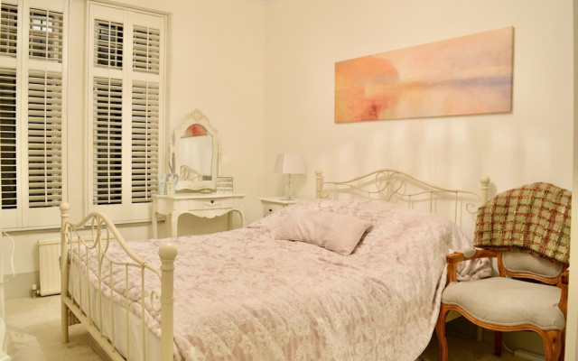 1 Bedroom Flat in West Kensington