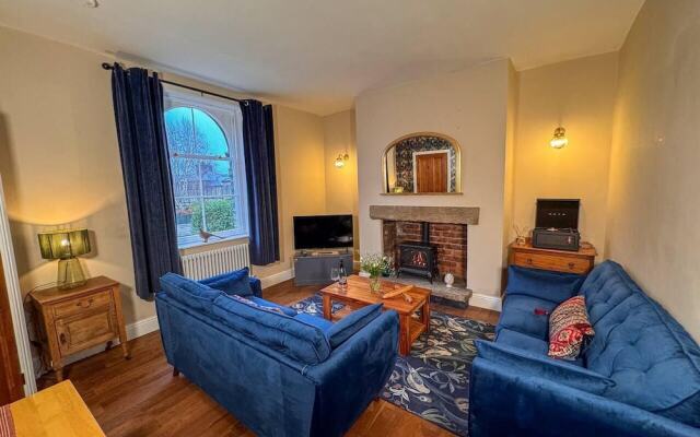 Captivating 3-bed Cottage in Saltaire