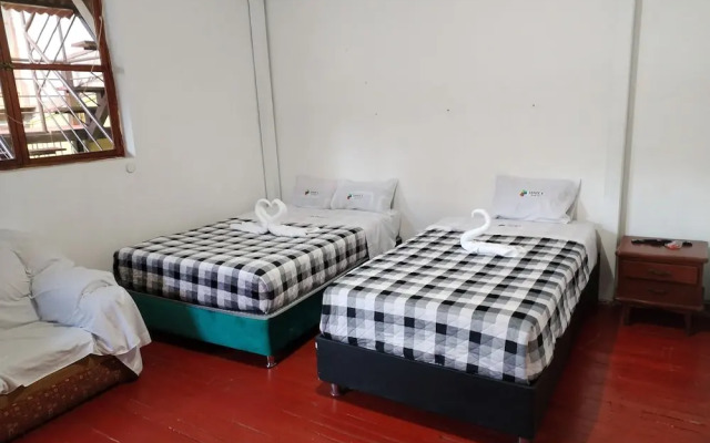 Zarate's Hostel