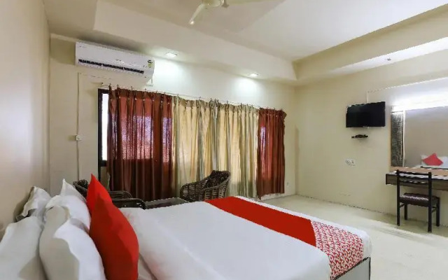 Hotel Park by OYO Rooms