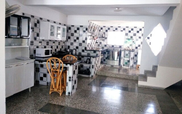 Modern Living, Classic Neighborhood Vedado