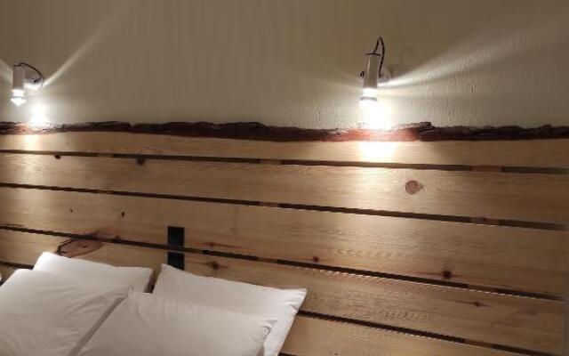 180 mountain lodge