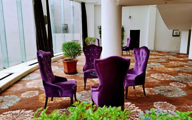 Lin Fuxin International Hotel