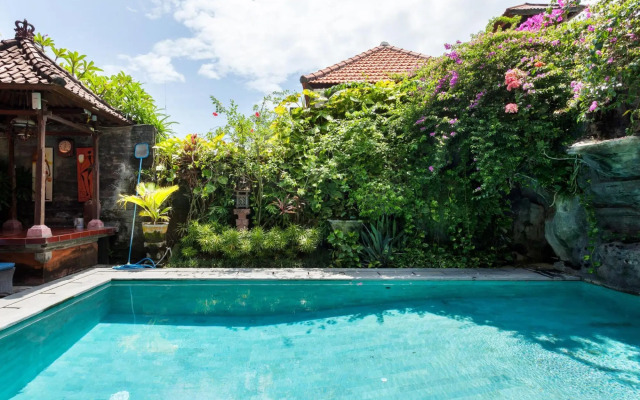 OYO 3868 Puri Mango Hotel