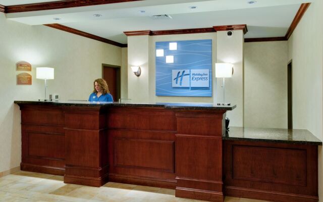 Holiday Inn Express & Suites Bethlehem Arpt-Allentown Area