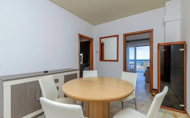 Grattacielo Vittoria 9 sea Front