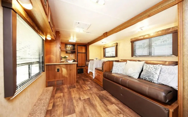 Sunshine Caravan
