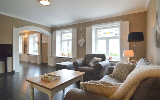Cozy Apartment in Roasting near Belgian Border