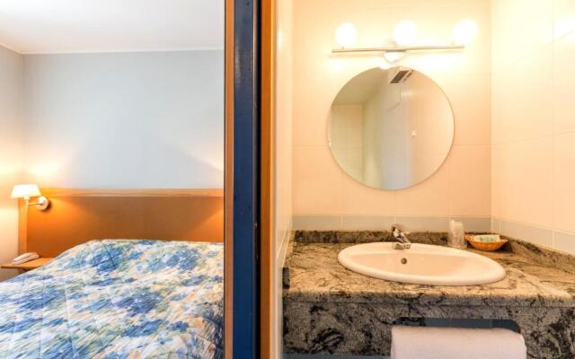 Logis Hôtel Le Cygne