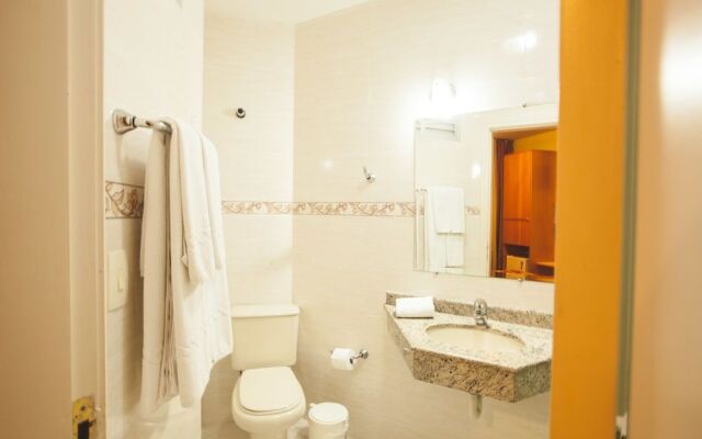 Hotel Curitiba Palace Slim