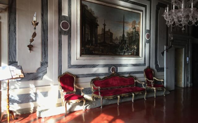 Luxurious Palazzo in Venice in the Rialto Area With Housekeepercook