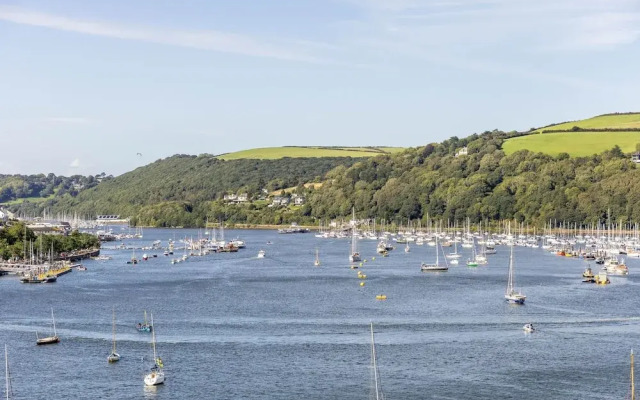 The Masts 37 Dart Marina