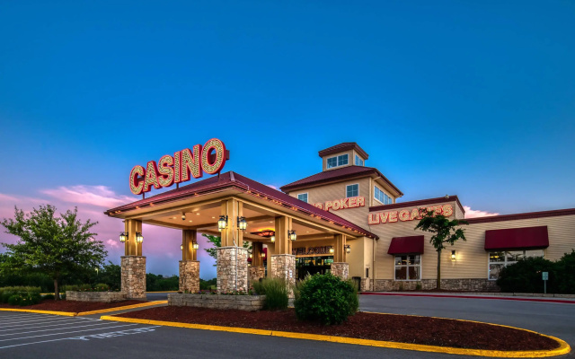 Lakeside Hotel Casino, a Travelodge by Wyndham