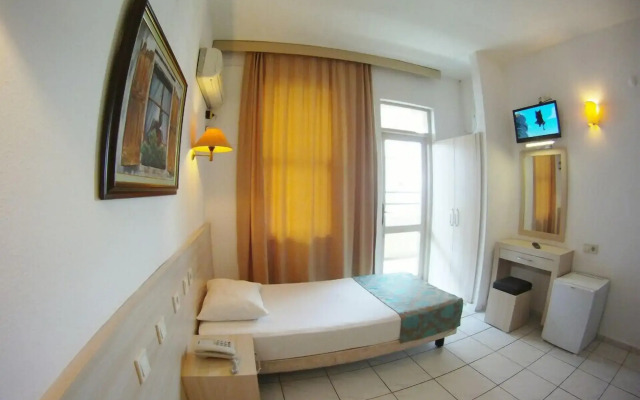 Kleopatra Carina Hotel