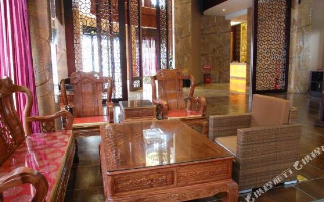 Xinde Julongyuan Holiday Hotel