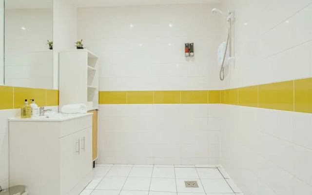 Lovely Triple Studio in Sheffield City Centre