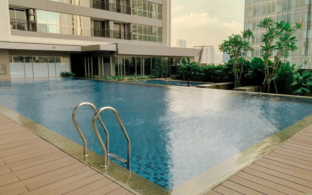 Stunning Studio at Ciputra World 2 Apartment