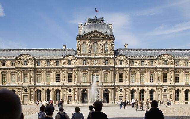 Timhotel Le Louvre