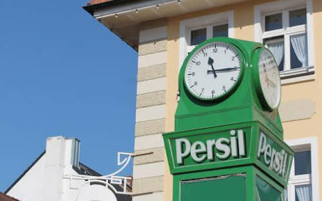 An der Persiluhr Stadt-gut-Hotel