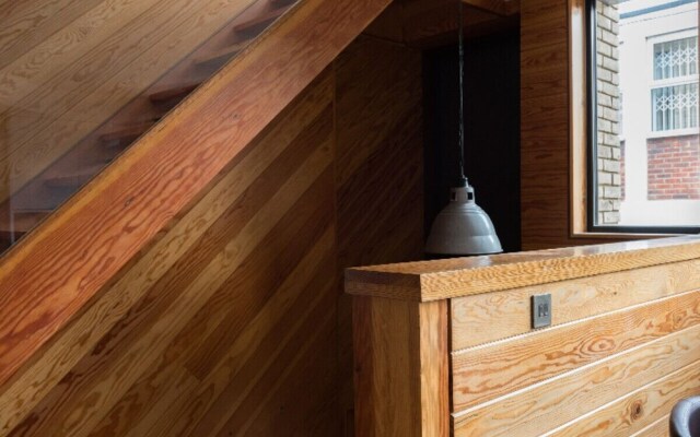 The Camden Chalet - Bright & Modern 3bdr Home With Balcony