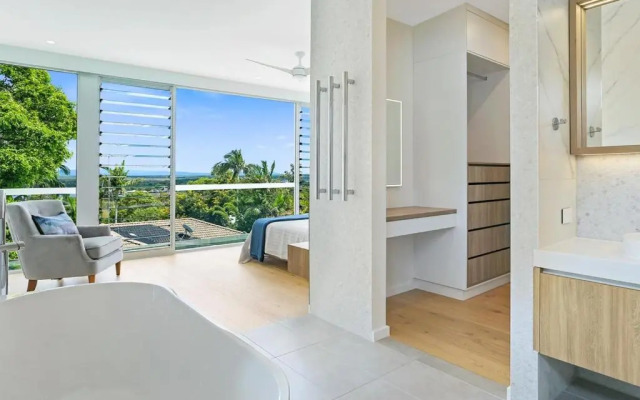 Magnificent views on Arkana, Noosa Heads