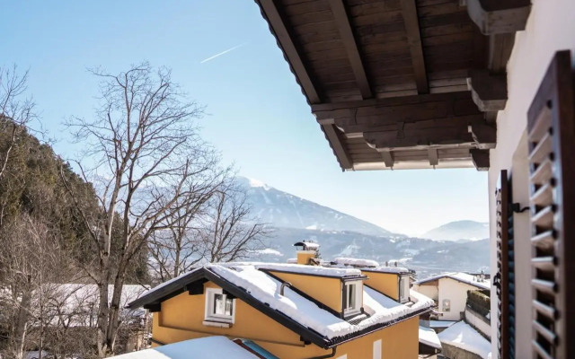 Traditionell-modernes Haus in Hötting