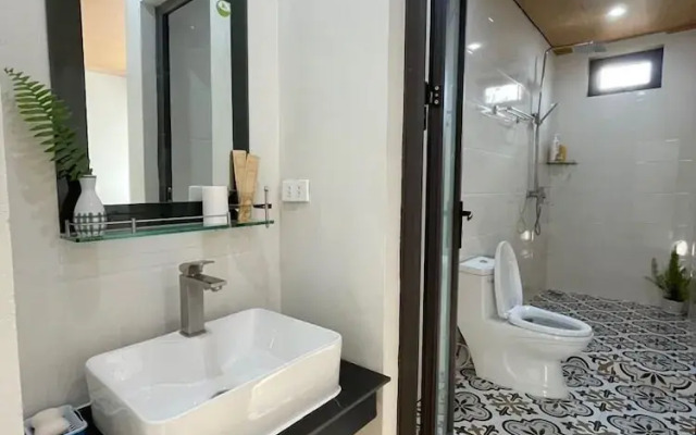 Funny Monkeys Homestay