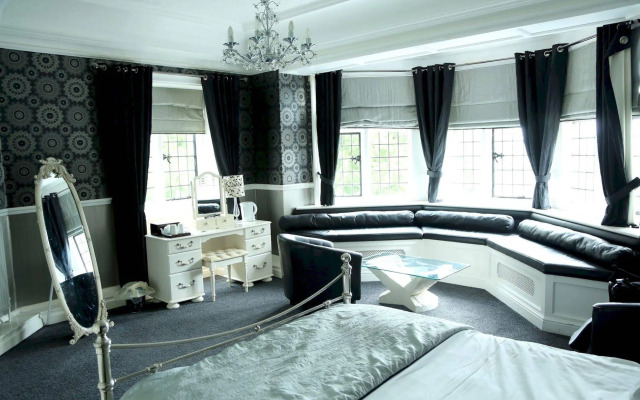 Maes Manor Hotel