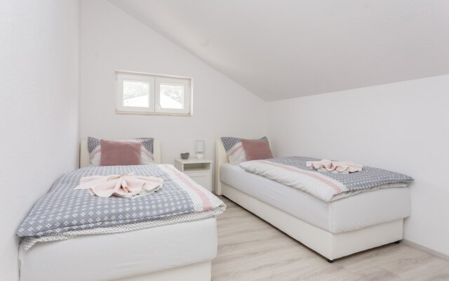 Apartment Ria